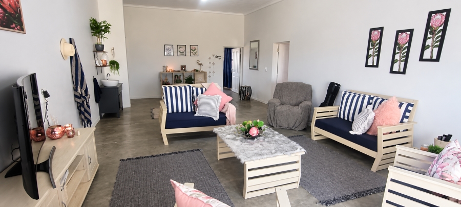 7 Bedroom Property for Sale in Jacobsbaai Western Cape